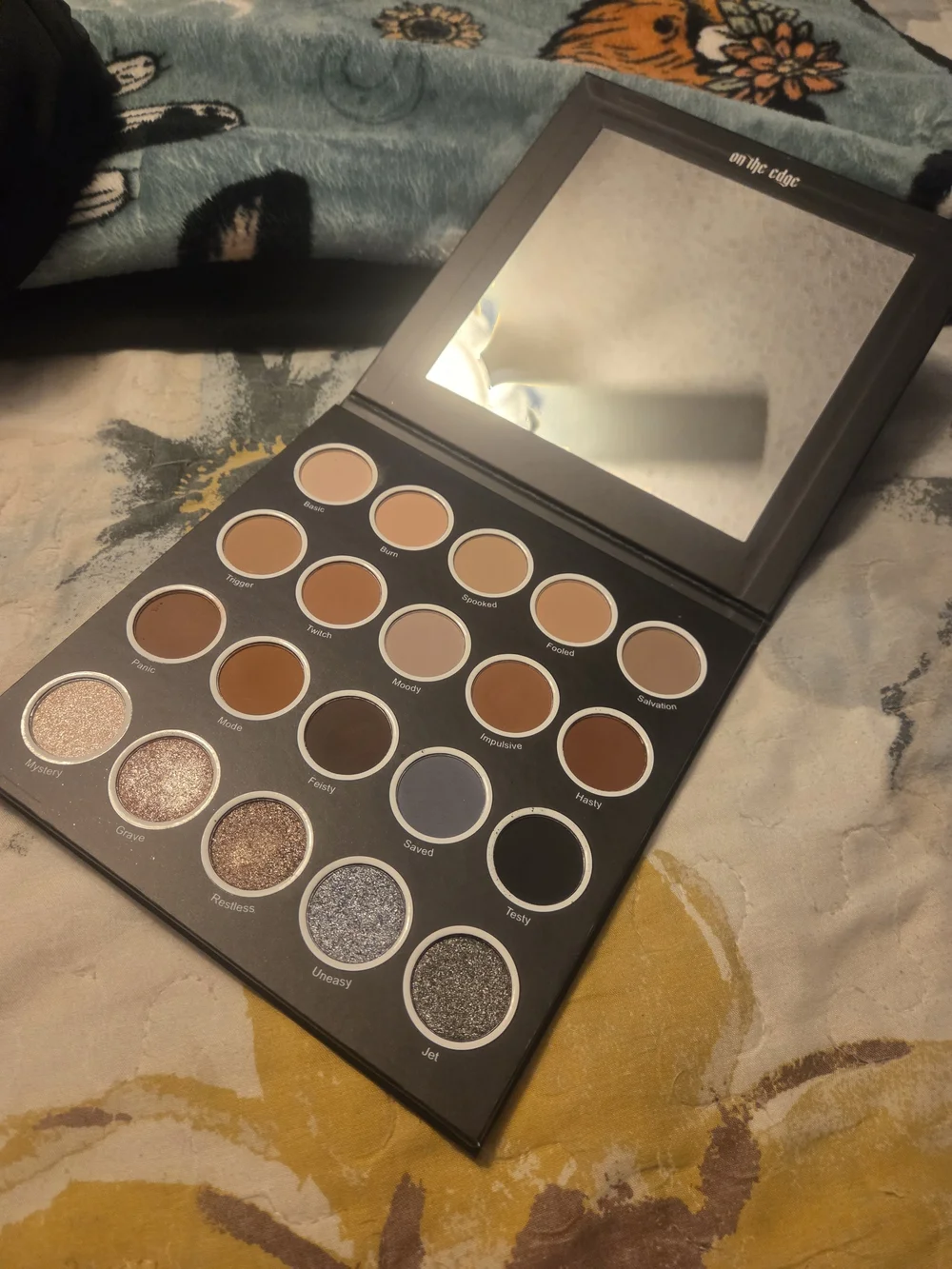 Lurella On The Edge Eyeshadow Palette
